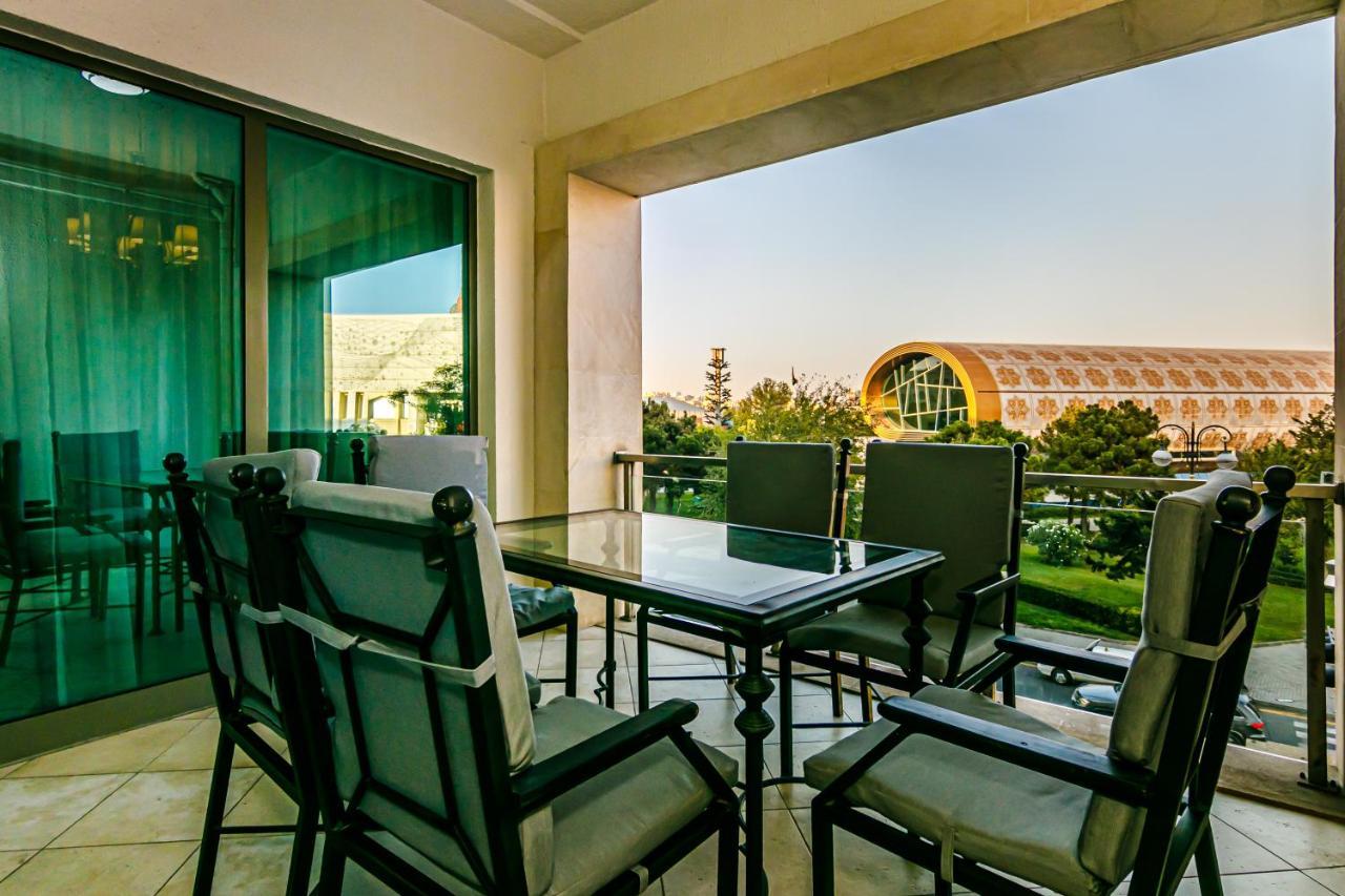 Baku Deniz Mall Family Hotel Apartment Exterior photo